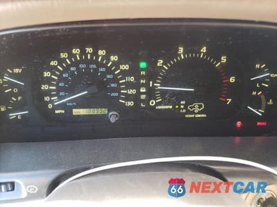 Zdjęcie 17 z 26 samochodu: 2000 LEXUS LX 470 VIN:JT6HT00W9Y0120042 - miniatura