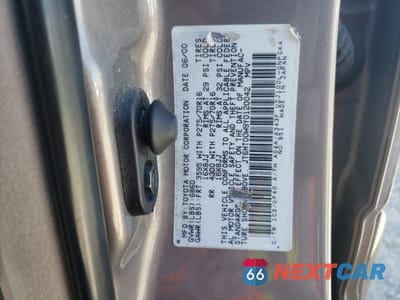 Zdjęcie 25 z 26 samochodu: 2000 LEXUS LX 470 VIN:JT6HT00W9Y0120042 - miniatura