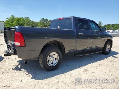 Trzecie zdjęcie samochodu z tyłu: 2018 RAM 1500 ST VIN:1C6RR7ST2JS121770 - miniatura