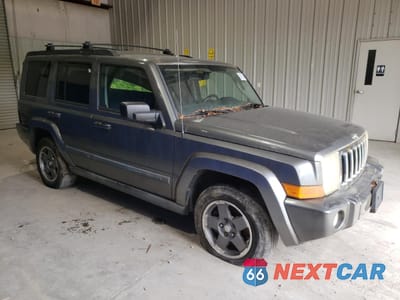 Czwarte zdjęcie samochodu z boku: 2008 JEEP COMMANDER SPORT VIN:1J8HG48N18C187516 - miniatura