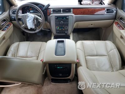 Zdjęcie 8 z 15 samochodu: 2014 GMC YUKON XL C1500 SLT VIN:1GKS1KE00ER195261 - miniatura