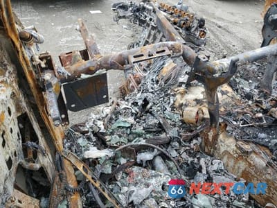 Zdjęcie 9 z 11 samochodu: 2008 BMW 528 I VIN:WBANU53528CT09068 - miniatura