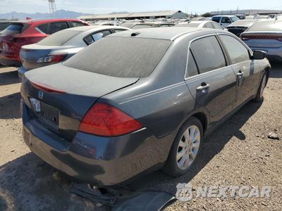 Trzecie zdjęcie samochodu z tyłu: 2006 HONDA ACCORD EX VIN:1HGCM66526A069154 - miniatura