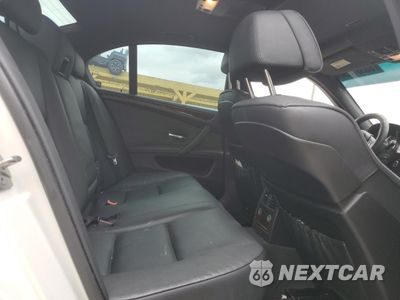 Zdjęcie 10 z 12 samochodu: 2010 BMW 528 XI VIN:WBANV1C51AC158686 - miniatura