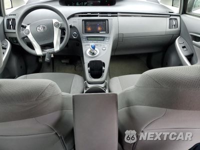 Zdjęcie 8 z 12 samochodu: 2011 TOYOTA PRIUS VIN:JTDKN3DU1B5373708 - miniatura