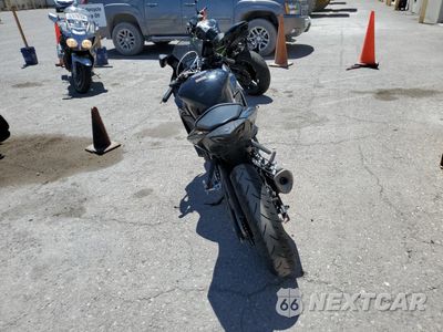 Czwarte zdjęcie samochodu z boku: 2022 YAMAHA YZFR3 A VIN:MH3RH18Y0NK009312 - miniatura