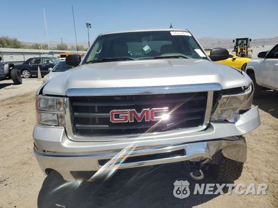 Piąte zdjęcie samochodu w środku: 2011 GMC SIERRA K1500 SLE VIN:3GTP2VE38BG175622 - miniatura