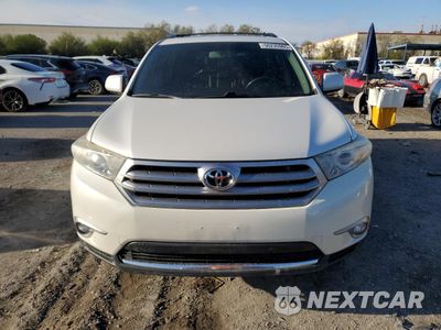 Piąte zdjęcie samochodu w środku: 2011 TOYOTA HIGHLANDER BASE VIN:5TDZK3EH1BS036345 - miniatura