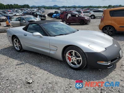 Czwarte zdjęcie samochodu z boku: 2002 CHEVROLET CORVETTE VIN:1G1YY32G925116478 - miniatura