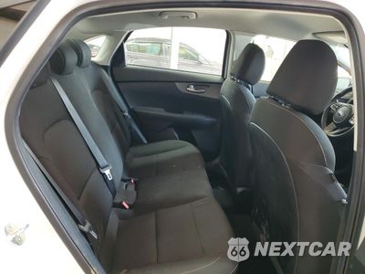 Zdjęcie 10 z 14 samochodu: 2019 KIA FORTE FE VIN:3KPF24AD9KE123772 - miniatura