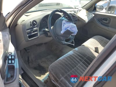 Zdjęcie 8 z 12 samochodu: 2001 CHEVROLET LUMINA VIN:2G1WL52J011271871 - miniatura