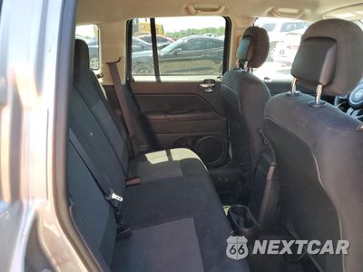 Zdjęcie 10 z 13 samochodu: 2016 JEEP COMPASS SPORT VIN:1C4NJDBB9GD631471 - miniatura