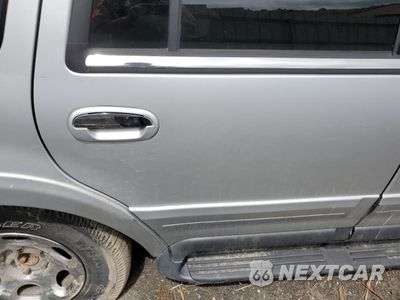 Zdjęcie 11 z 13 samochodu: 1999 LINCOLN NAVIGATOR VIN:5LMPU28A7XLJ31116 - miniatura