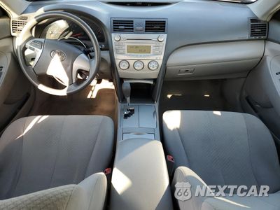 Zdjęcie 8 z 14 samochodu: 2011 TOYOTA CAMRY BASE VIN:4T1BF3EKXBU668155 - miniatura