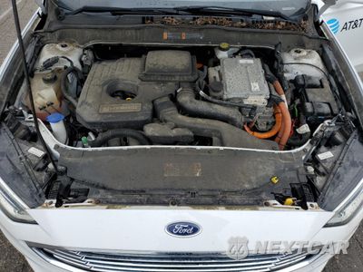 Zdjęcie 11 z 12 samochodu: 2017 FORD FUSION SE HYBRID VIN:3FA6P0LU3HR409146 - miniatura