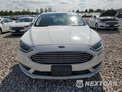 Piąte zdjęcie samochodu w środku: 2018 FORD FUSION SE HYBRID VIN:3FA6P0LU1JR171853 - miniatura