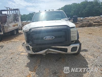 Piąte zdjęcie samochodu w środku: 2011 FORD F550 SUPER DUTY VIN:1FDUF5GT3BEA80201 - miniatura
