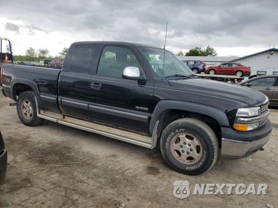 Czwarte zdjęcie samochodu z boku: 2002 CHEVROLET SILVERADO K1500 VIN:2GCEK19T221234358 - miniatura