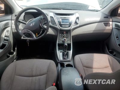 Zdjęcie 8 z 13 samochodu: 2014 HYUNDAI ELANTRA SE VIN:KMHDH4AEXEU090099 - miniatura