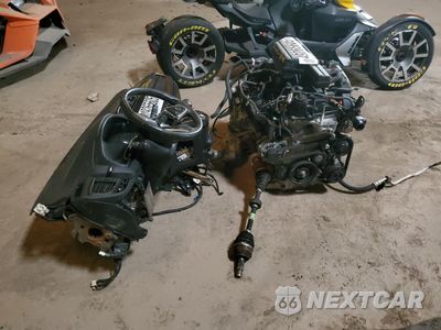 Zdjęcie 7 z 11 samochodu: 2022 HONDA CR-V TOURING VIN:2HKRW2H91NH652964 - miniatura