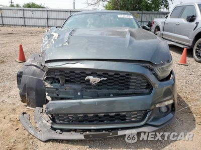 Piąte zdjęcie samochodu w środku: 2015 FORD MUSTANG VIN:1FA6P8TH2F5434122 - miniatura