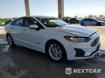 Czwarte zdjęcie samochodu z boku: 2019 FORD FUSION SE VIN:3FA6P0LU6KR124819 - miniatura