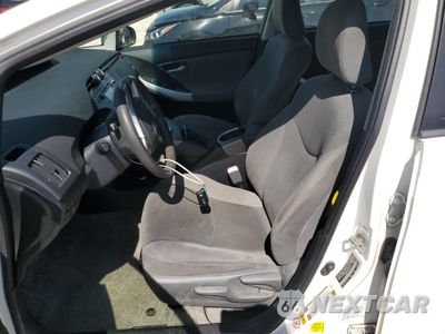 Zdjęcie 7 z 12 samochodu: 2013 TOYOTA PRIUS VIN:JTDKN3DU6D1629027 - miniatura