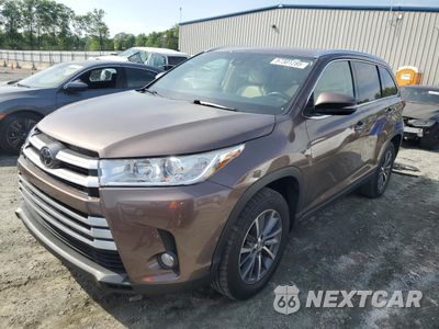2019 TOYOTA HIGHLANDER SE 5TDKZRFH1KS291981 - główne zdjęcie licytacji z USA - miniatura