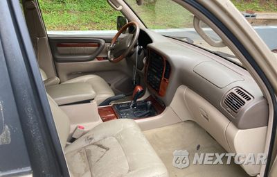 Zdjęcie 6 z 10 samochodu: 2000 LEXUS LX 470 VIN:JT6HT00W1Y0120195 - miniatura