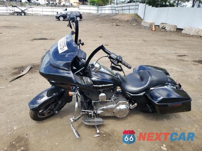 Trzecie zdjęcie samochodu z tyłu: 2016 HARLEY-DAVIDSON FLTRXS ROAD GLIDE SPECIAL VIN:1HD1KTM11GB677333 - miniatura