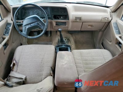 Zdjęcie 8 z 15 samochodu: 1994 FORD EXPLORER VIN:1FMDU32X2RUA24741 - miniatura