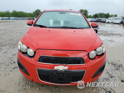 Piąte zdjęcie samochodu w środku: 2013 CHEVROLET SONIC LT VIN:1G1JC6SB5D4170519 - miniatura
