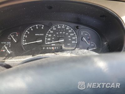 Zdjęcie 9 z 13 samochodu: 1999 MAZDA B3000 CAB PLUS VIN:4F4ZR17V1XTM39406 - miniatura
