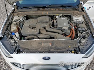 Zdjęcie 11 z 12 samochodu: 2018 FORD FUSION SE HYBRID VIN:3FA6P0LU0JR171682 - miniatura