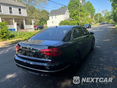 Trzecie zdjęcie samochodu z tyłu: 2016 VOLKSWAGEN PASSAT S VIN:1VWAT7A33GC047557 - miniatura