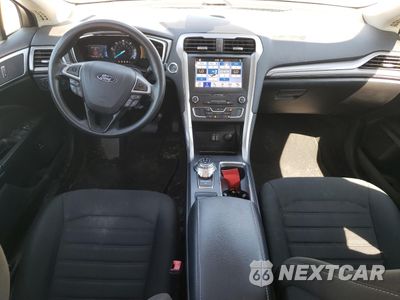 Zdjęcie 8 z 12 samochodu: 2019 FORD FUSION SE VIN:3FA6P0LUXKR263996 - miniatura