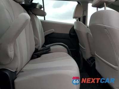 Zdjęcie 11 z 15 samochodu: 2013 MAZDA 5 VIN:JM1CW2BL7D0150238 - miniatura