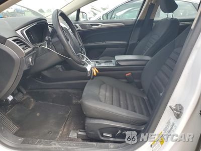 Zdjęcie 7 z 13 samochodu: 2019 FORD FUSION SE VIN:3FA6P0LU9KR124801 - miniatura