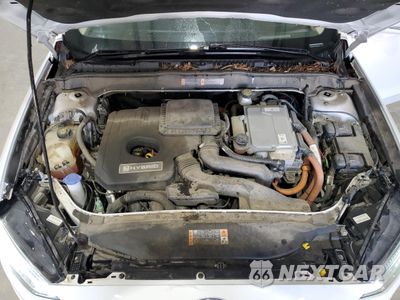 Zdjęcie 11 z 13 samochodu: 2017 FORD FUSION SE HYBRID VIN:3FA6P0LU2HR409509 - miniatura