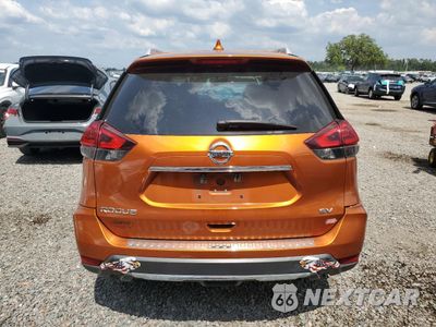 Zdjęcie 6 z 14 samochodu: 2018 NISSAN ROGUE S VIN:5N1AT2MT9JC804076 - miniatura