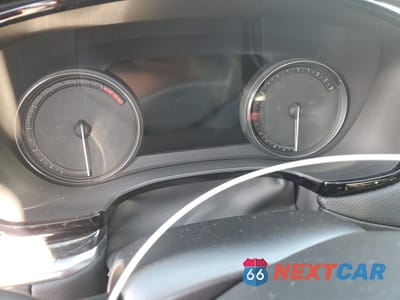 Zdjęcie 9 z 13 samochodu: 2020 CADILLAC XT5 PREMIUM LUXURY VIN:1GYKNDRSXLZ236123 - miniatura