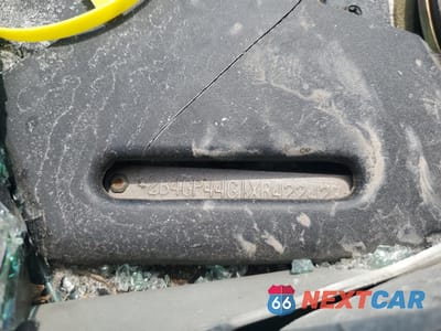 Zdjęcie 13 z 15 samochodu: 1999 DODGE GRAND CARAVAN SE VIN:2B4GP44G1XR422428 - miniatura