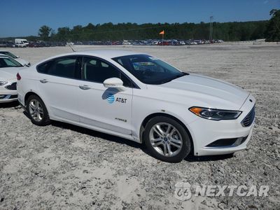 Czwarte zdjęcie samochodu z boku: 2018 FORD FUSION SE HYBRID VIN:3FA6P0LU3JR171904 - miniatura