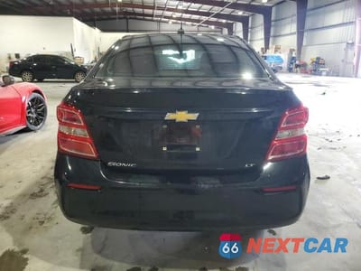 Zdjęcie 6 z 13 samochodu: 2020 CHEVROLET SONIC LT VIN:1G1JD5SB8L4111213 - miniatura