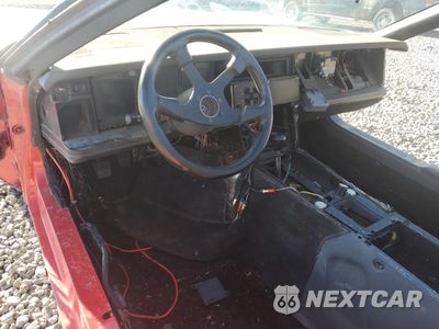 Zdjęcie 8 z 13 samochodu: 1986 CHEVROLET CORVETTE VIN:1G1YY0782G5127538 - miniatura