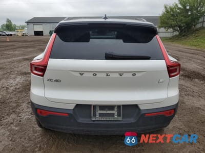 Zdjęcie 6 z 13 samochodu: 2021 VOLVO XC40 RECHARGE VIN:YV4ED3UR0M2528181 - miniatura