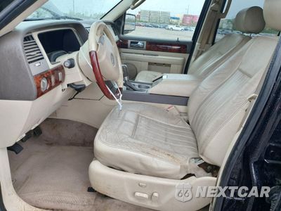 Zdjęcie 7 z 15 samochodu: 2004 LINCOLN NAVIGATOR VIN:5LMFU28R44LJ35959 - miniatura