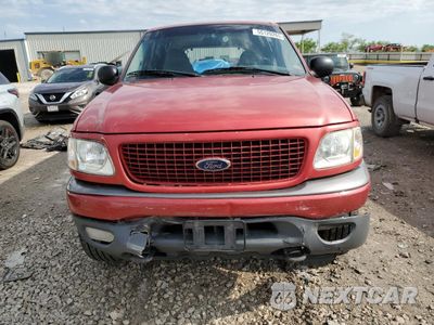 Piąte zdjęcie samochodu w środku: 2000 FORD EXPEDITION XLT VIN:1FMPU16L0YLB97235 - miniatura