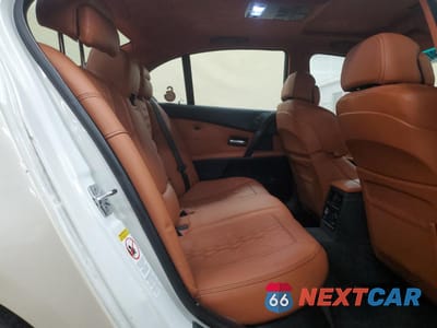 Zdjęcie 10 z 12 samochodu: 2006 BMW M5 VIN:WBSNB93526B582801 - miniatura
