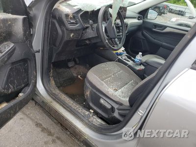 Zdjęcie 8 z 13 samochodu: 2022 FORD ESCAPE SE VIN:1FMCU9G63NUA33070 - miniatura